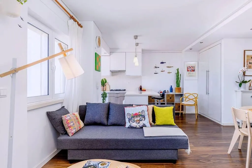 Cozy Bright Space With Landscape And Air Conditioner Lisboa 0*,  Portugal