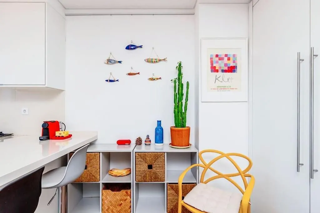 Cozy Bright Space With Landscape And Air Conditioner Lisboa Apartmán